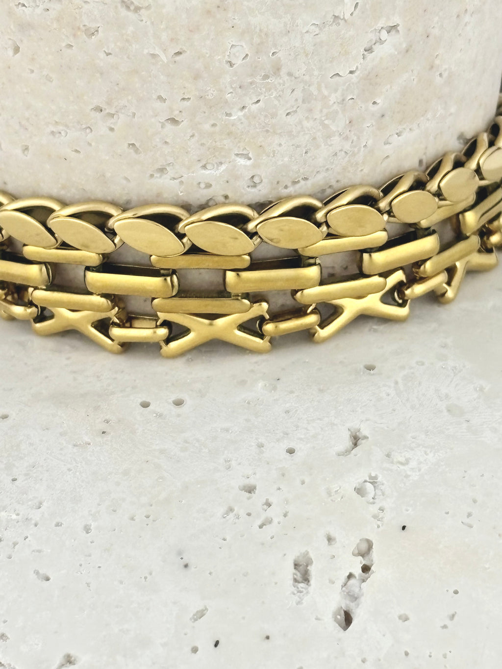 XOXO Gold Bracelet close up detail