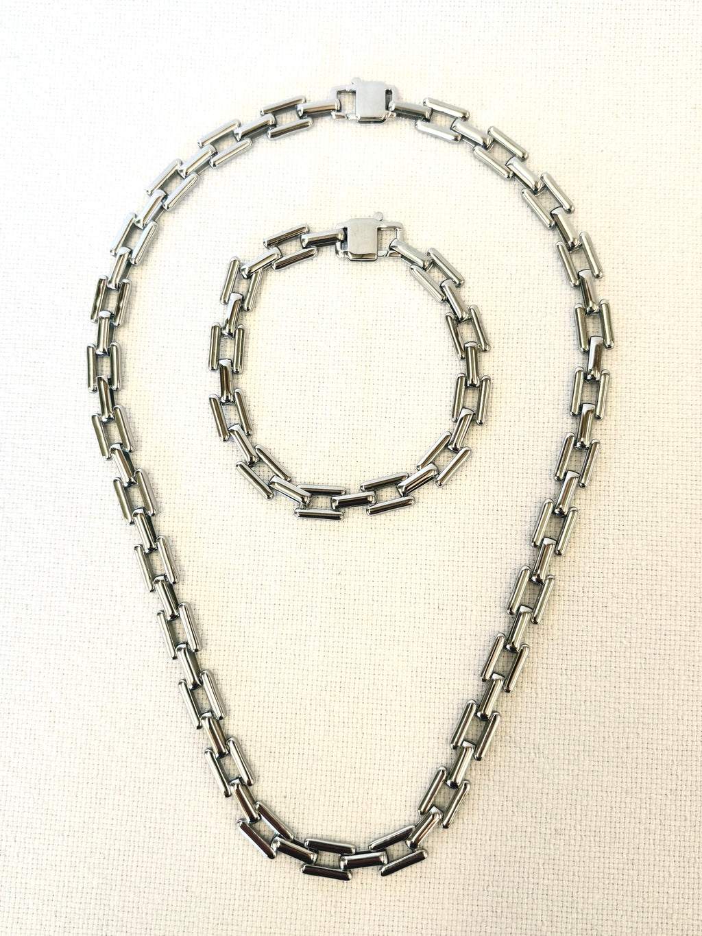 Sloane Silver Bracelet and necklace Glosse Jewellery