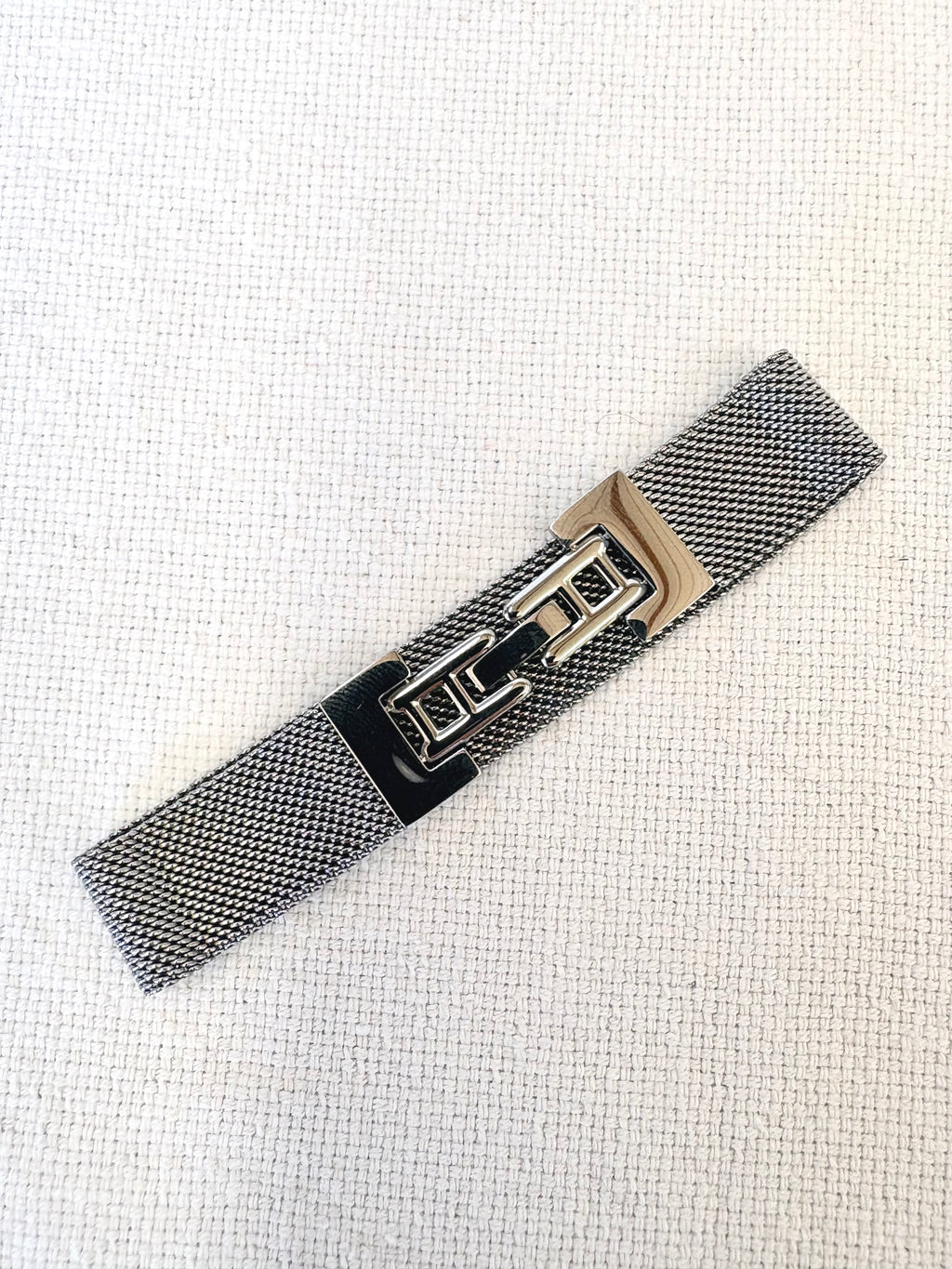 Harper Mesh Silver Bracelet close up detail